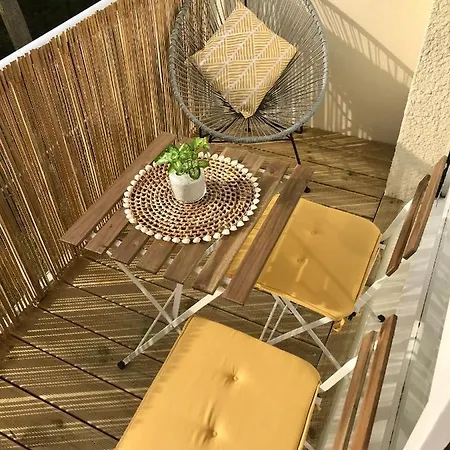 Apartment - Bel Lumineux Avec Balcon Dans Privee